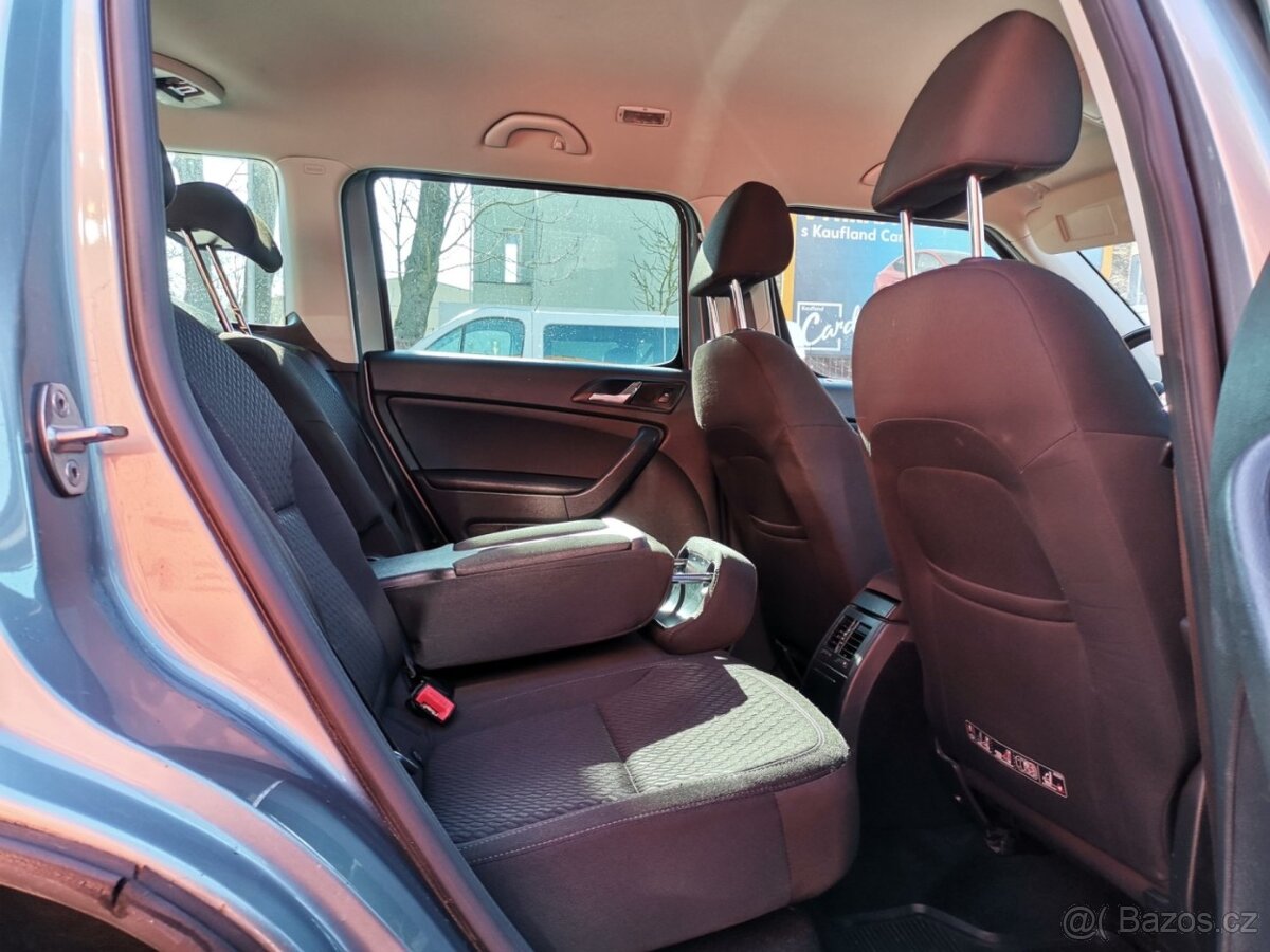 Škoda Yeti 1.4TSi 92kw DSG XEN PDC Tažné - 17