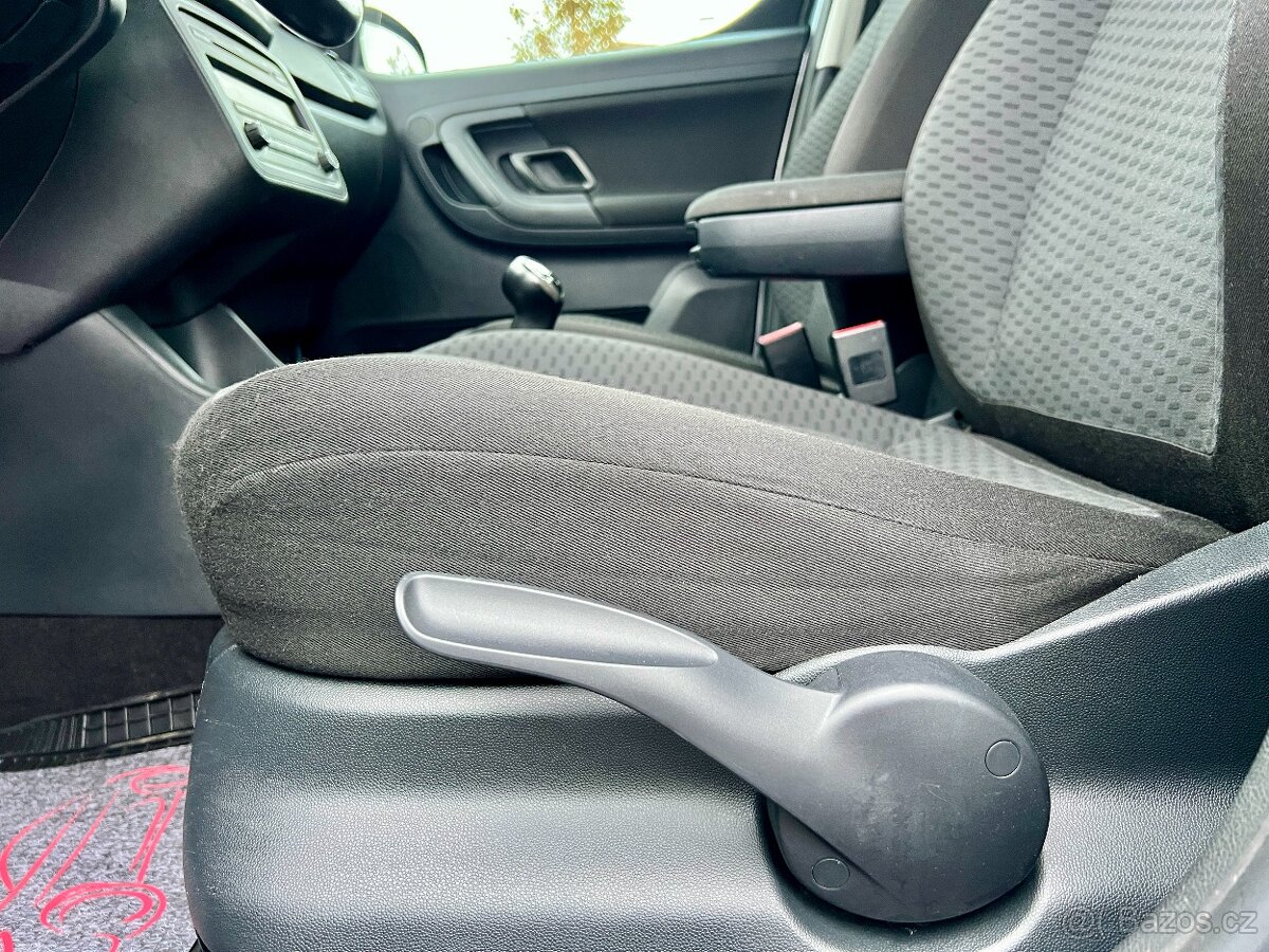 Škoda Roomster 1.2 TSI 63 kW Klima,Servis,Stav - 17