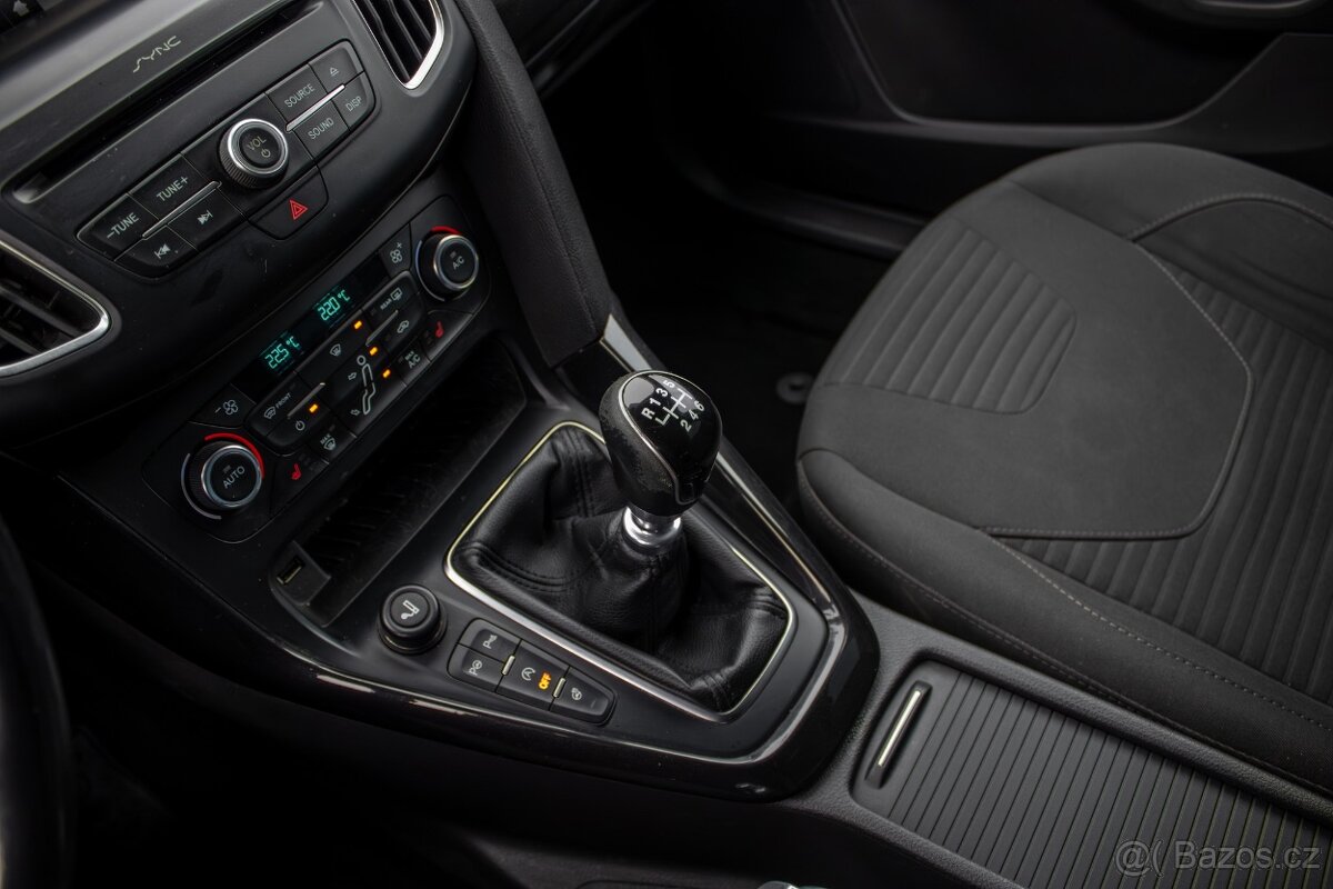 Ford Focus kombi 2.0 TDCi Duratorq Titanium - 17