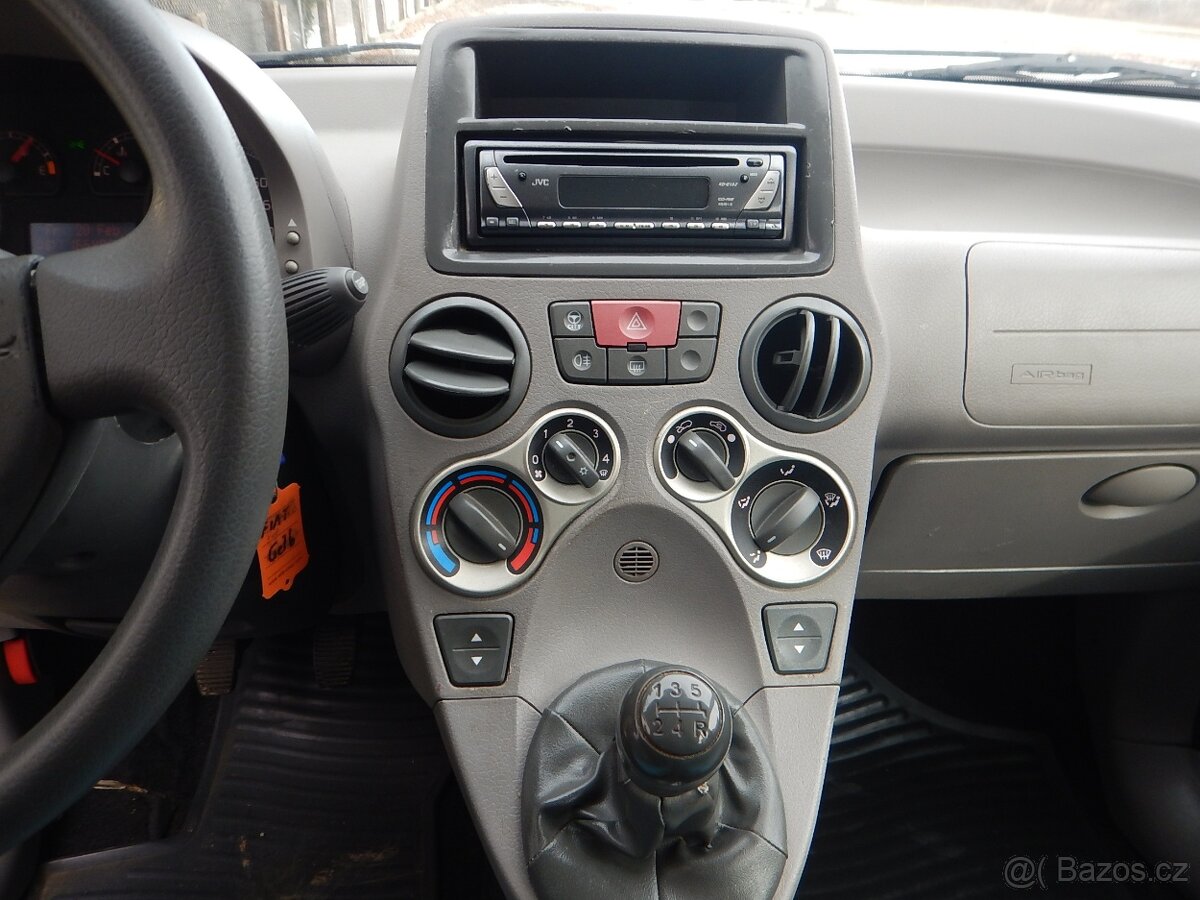 FIAT Panda 1.2i, KLIMA - 17