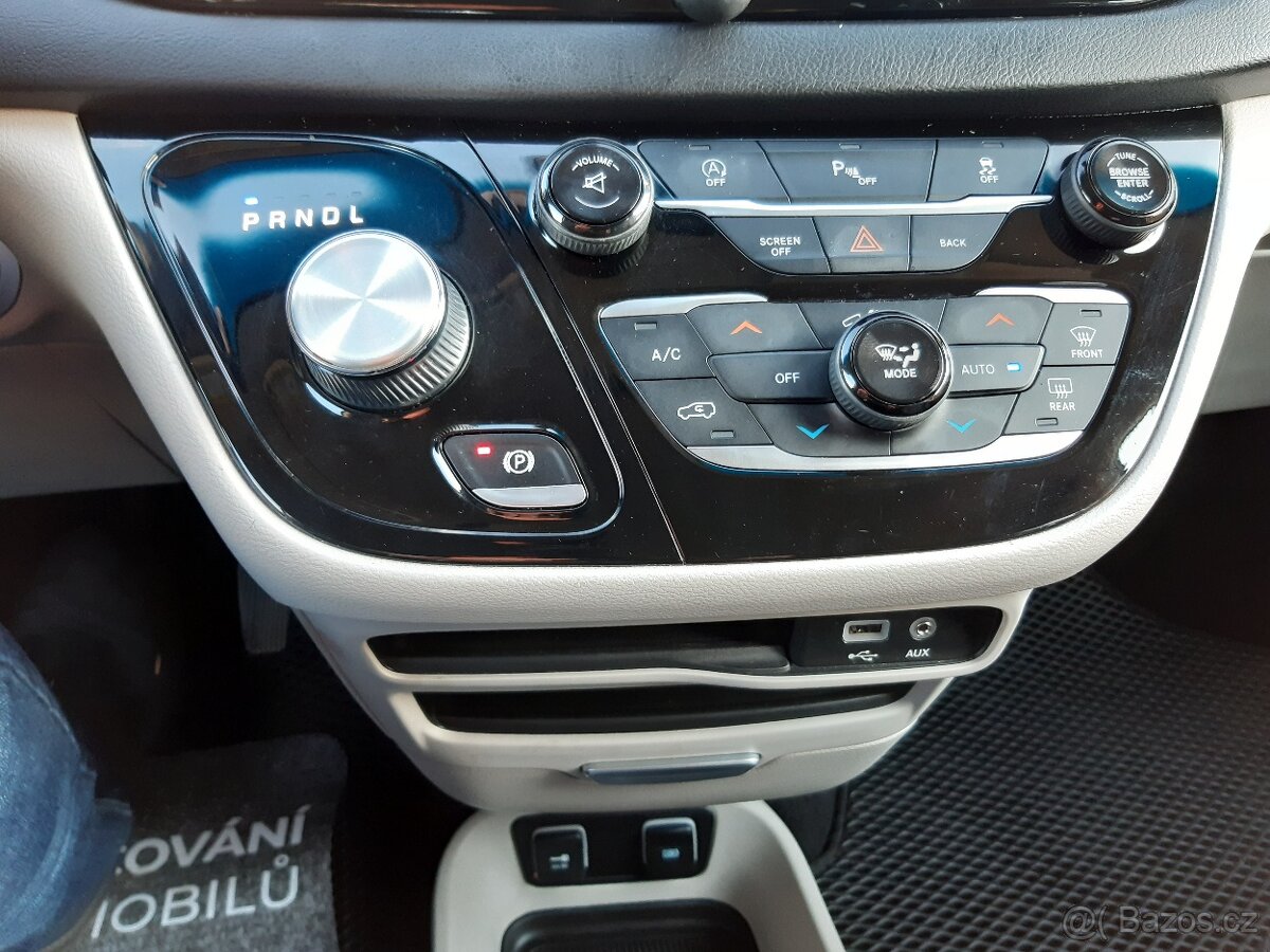 Chrysler Pacifica 3,6L V6,Android, Car Play, DVD, kůže - 17
