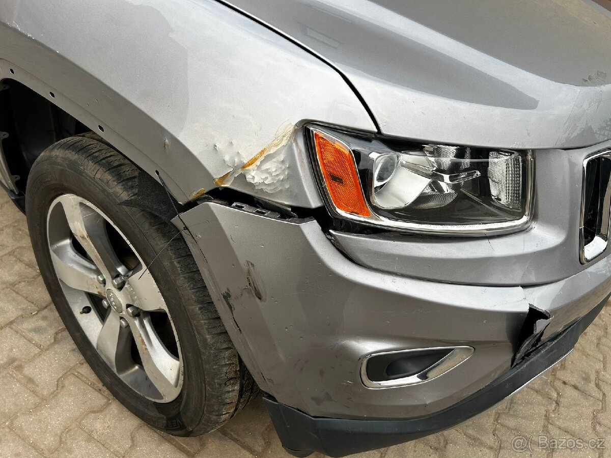 Jeep grand Cherokee WK2 3.6 - 17