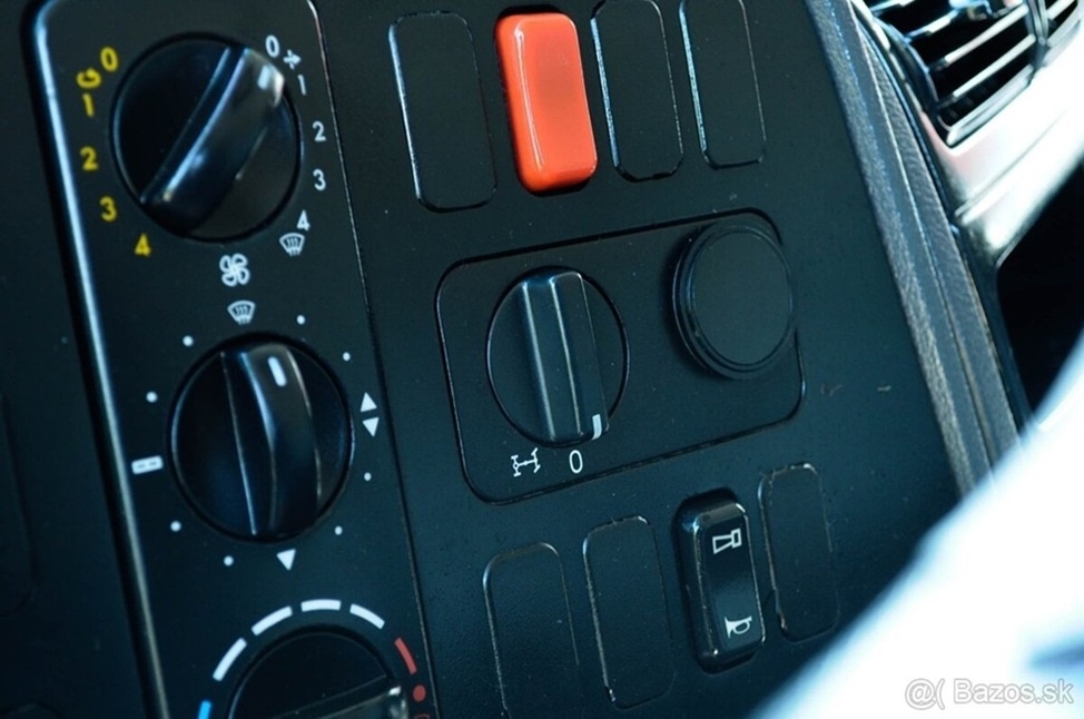 MERCEDES AXOR 1824 TŘÍSTRANNÝ S3 SKLÁPĚČ - VYKLÁPĚČ EURO4 - 17