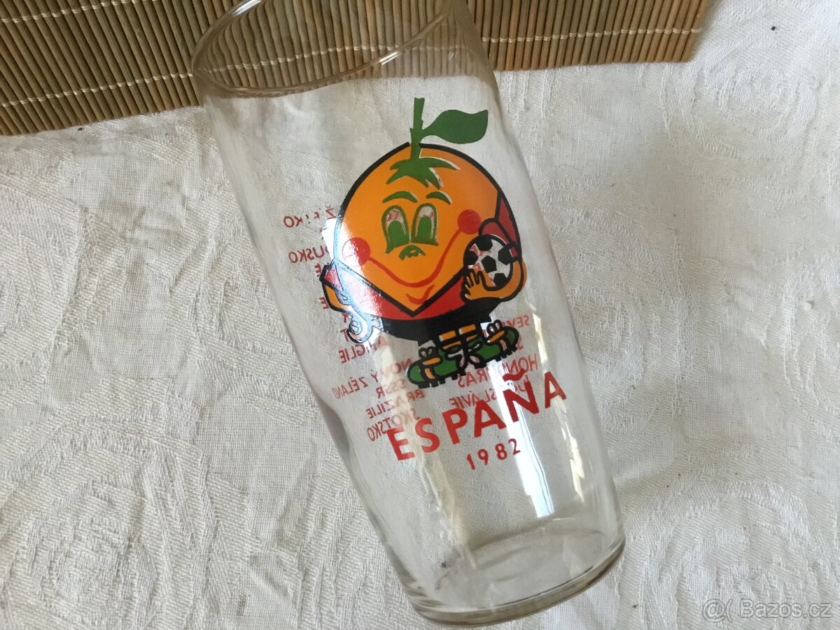 sklenice s obrazky 1973, sport, fotbal, histor. auta - 17