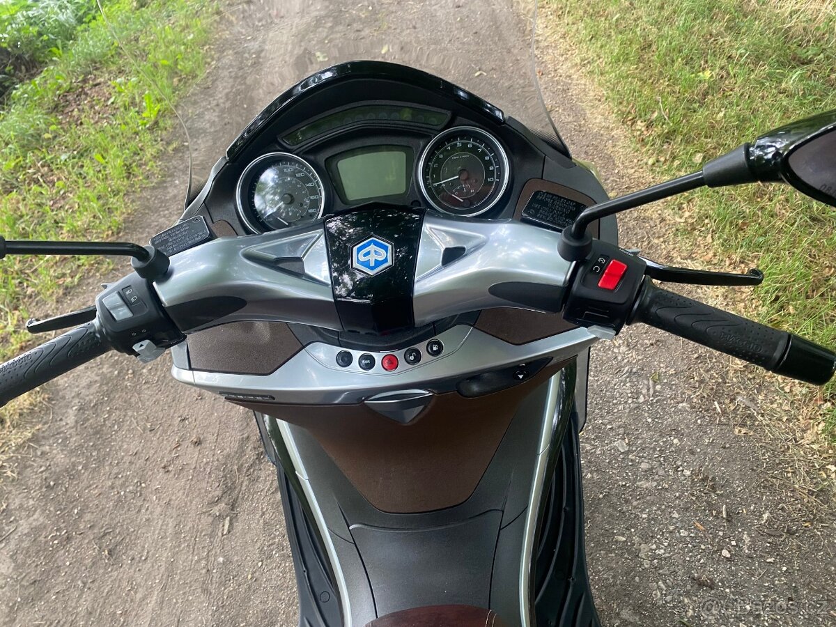 Piaggio X10 500 - 17