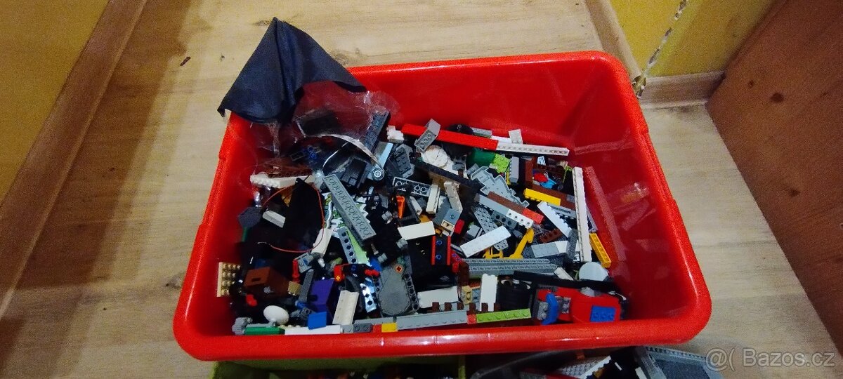 LEGO + figurky + návody + 5 kg kostek / Batman, Star Wars, C - 17