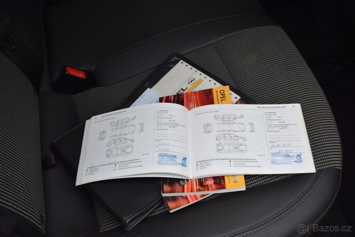 Opel Astra 1.7 CDTi/2012/TAŽNÉ/MANUÁL/AC/ - 17