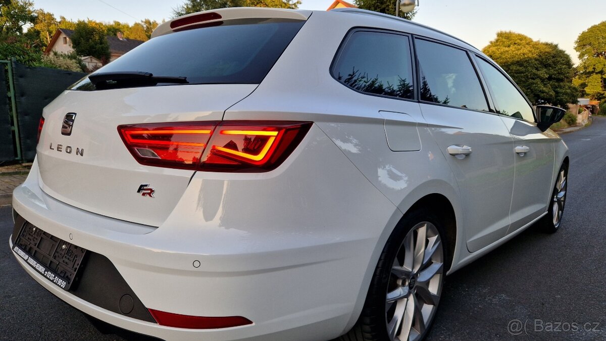 Seat Leon 1.5TSi FR 110Kw Navi, LED, Alu18 TOPstav - 17