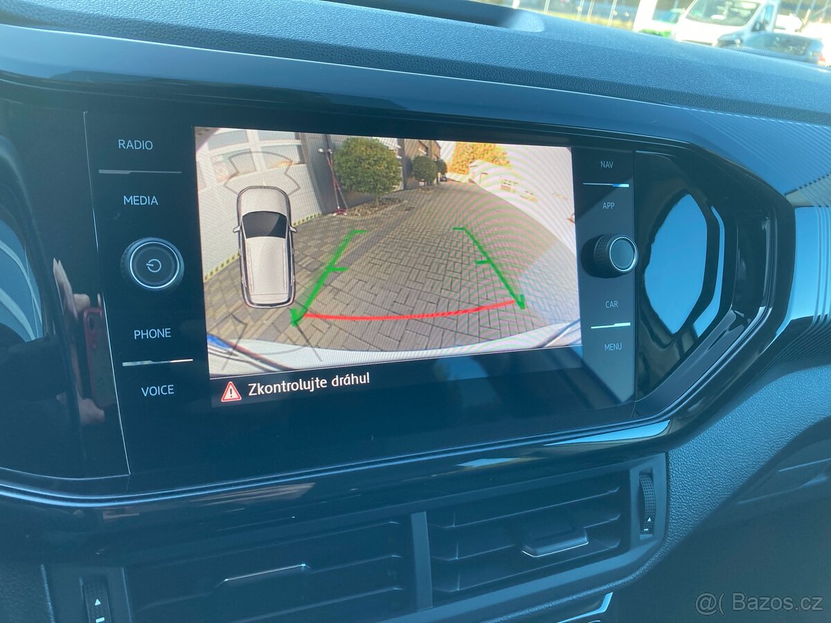 VW T-Cross 1,0 TSI Highline - původ ČR/ nehavarované - 17