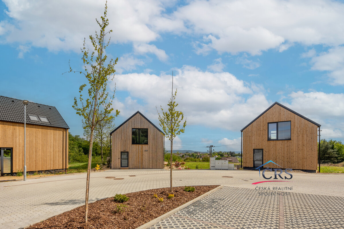 RD 4+kk/T, parkování pro 2 auta, Nová ves pod Pleší - 17