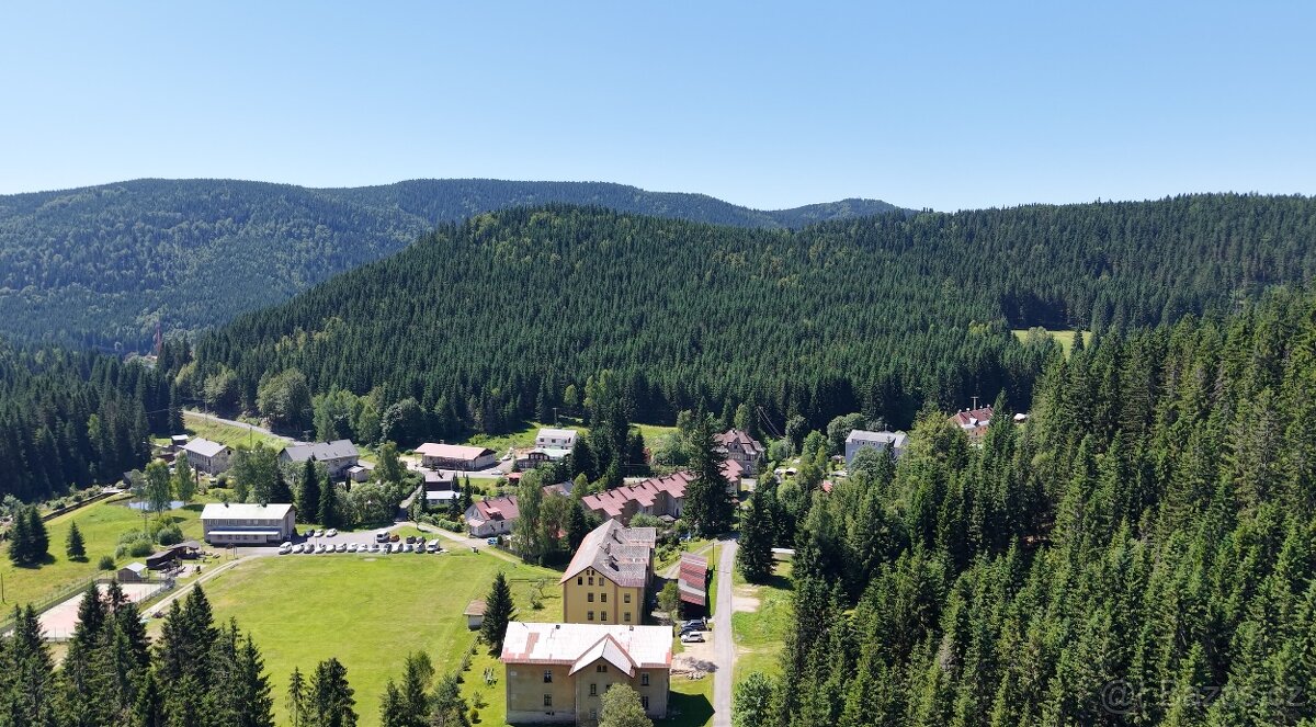 2 jednotky v Kořenově - 17