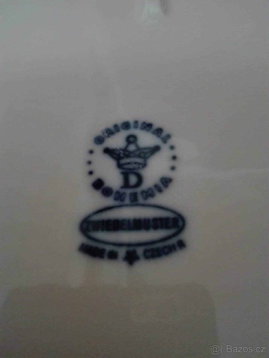 Porcelánové nádobí motiv cibulák zn. foto 12 kusů - 17