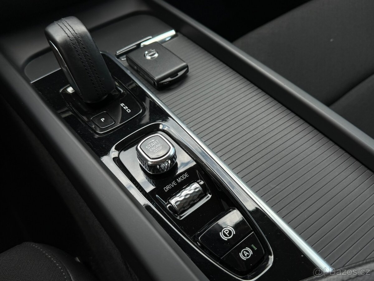 Volvo V60 B4 145 kW Momentum 2021 | 96400 km | ČR | 1.maj - 17