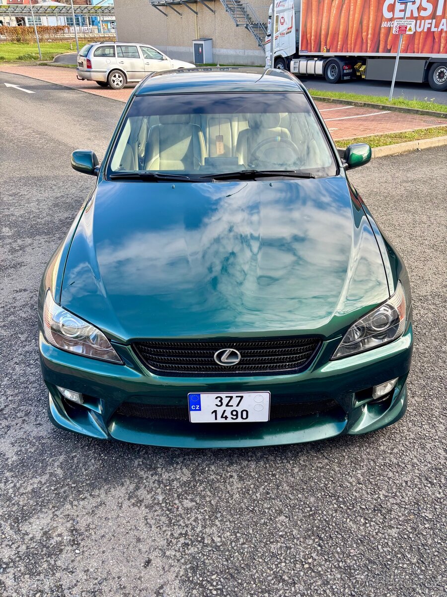 2002 Lexus IS200 Manual Torsen - 17