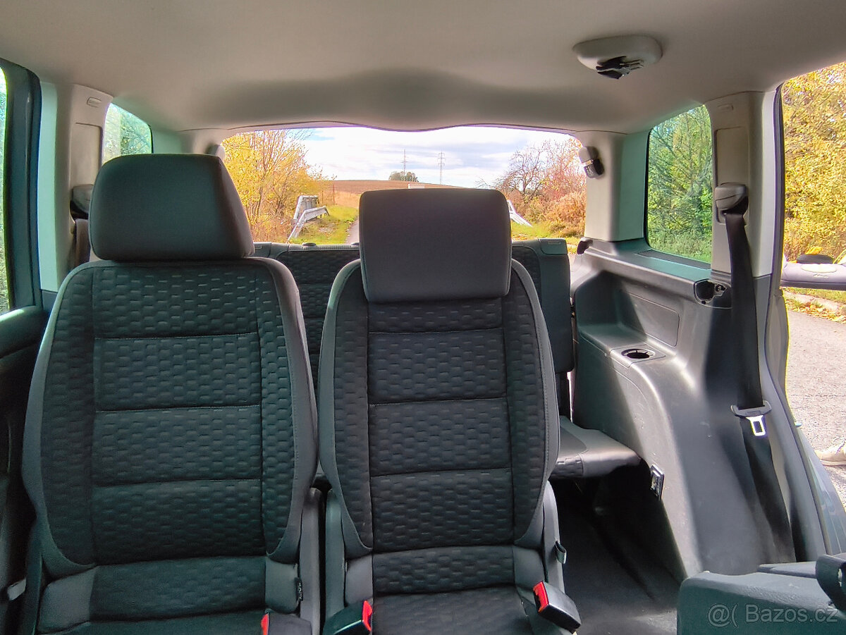 Volkswagen Touran, 1.9 TDi 77kW, 7 míst - 17