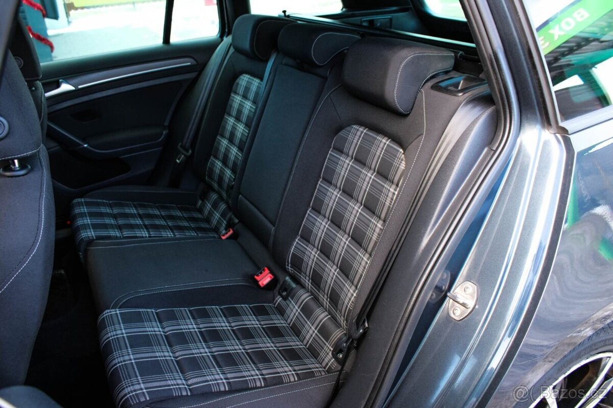 Volkswagen Golf Variant 2.0 TDI BMT GTD DSG - 17