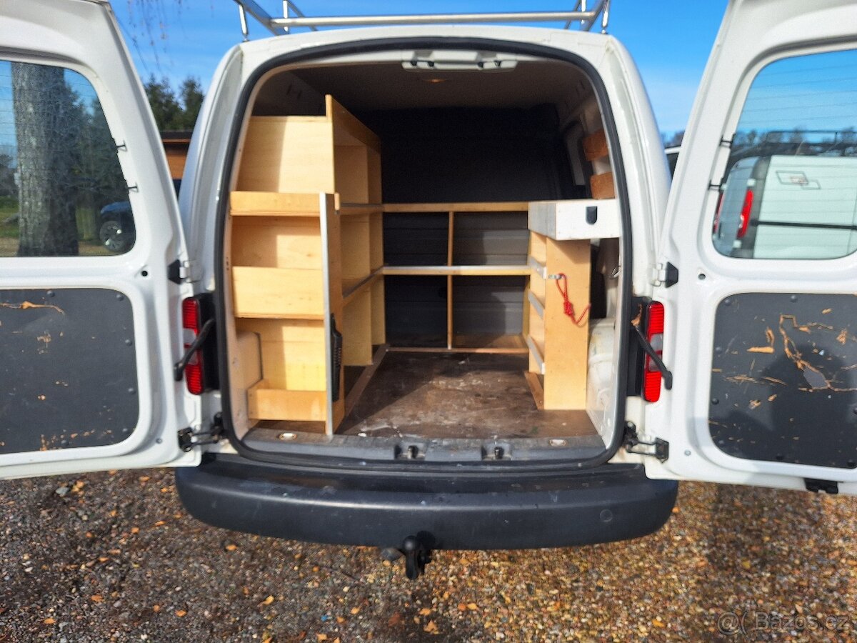 VW Caddy 1.6Tdi rv.2012 zahrádka klima tažné DPH - 17