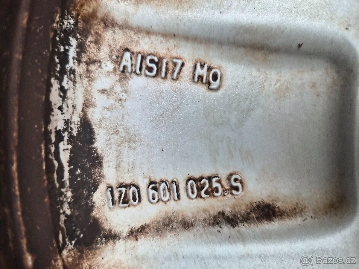 Kompletní zimní ALU kola Škoda PYXIS - 205/60 R15 - 5x112 - 17