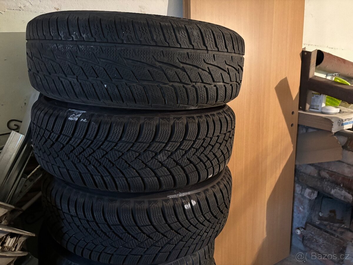 Renault Megane hatchback 1.5 dCi, 60 kW, r. 2003 - 17