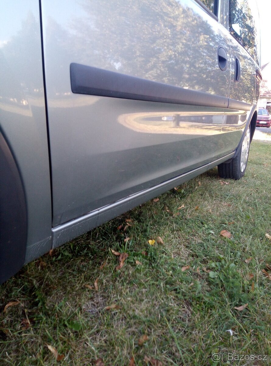 Opel Combo Tour 1.7cdti 74kw rok 7/2010 XXL - 17