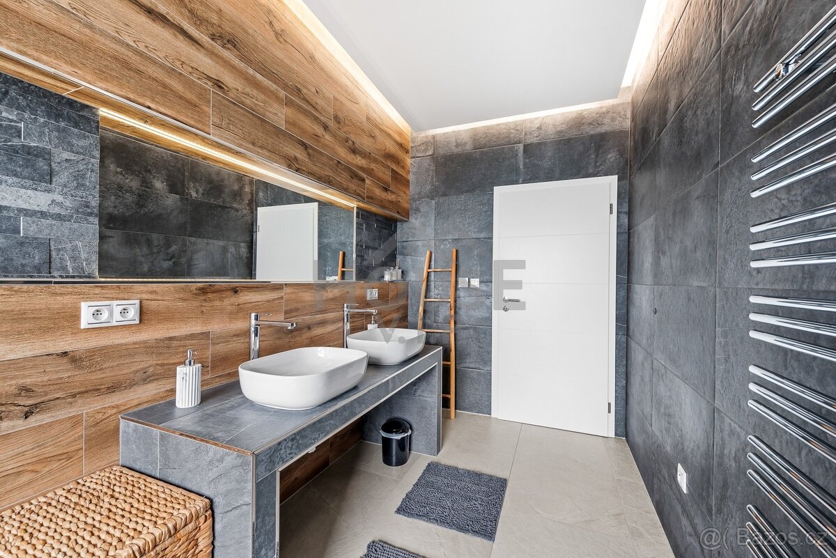 Pronájem rodinného domu 201 m², Králův Dvůr - Levín - 17