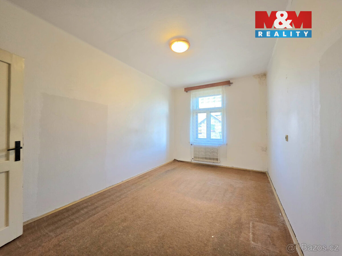 Prodej bytu 3+1, 98 m², Krnov, ul. Partyzánů - 17