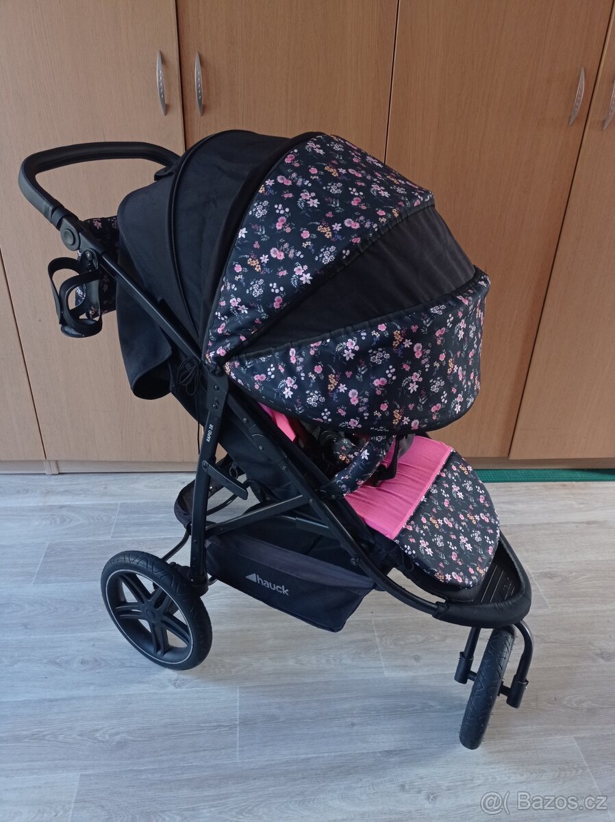 Sluneční clona s výztuhou - prodloužení stříšky - 17