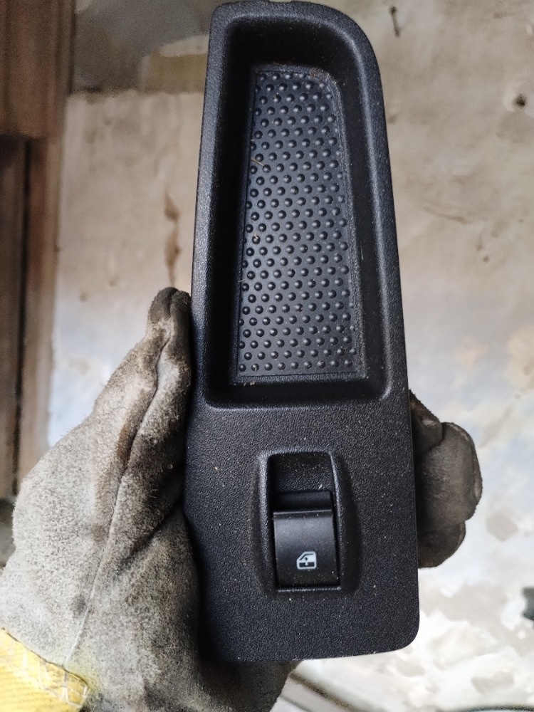 Fiat Bravo 1.6 77kW Multijet, rok 2008 - náhradní díly - 17