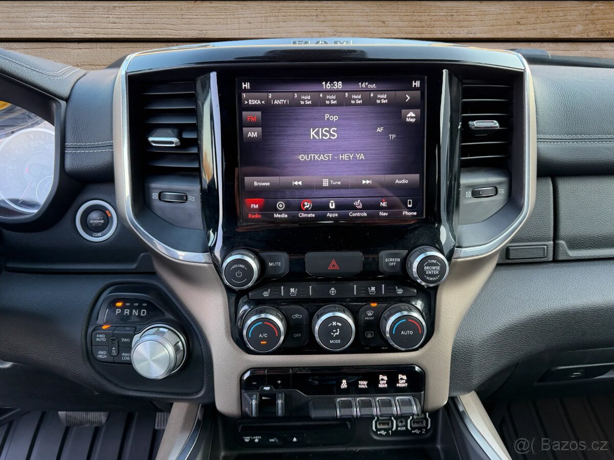 DODGE RAM LARAMIE LONGBED HEMI - 17