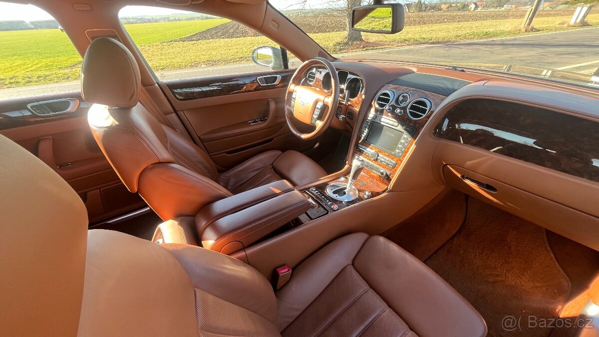 Bentley Continental Flying Spur - 17