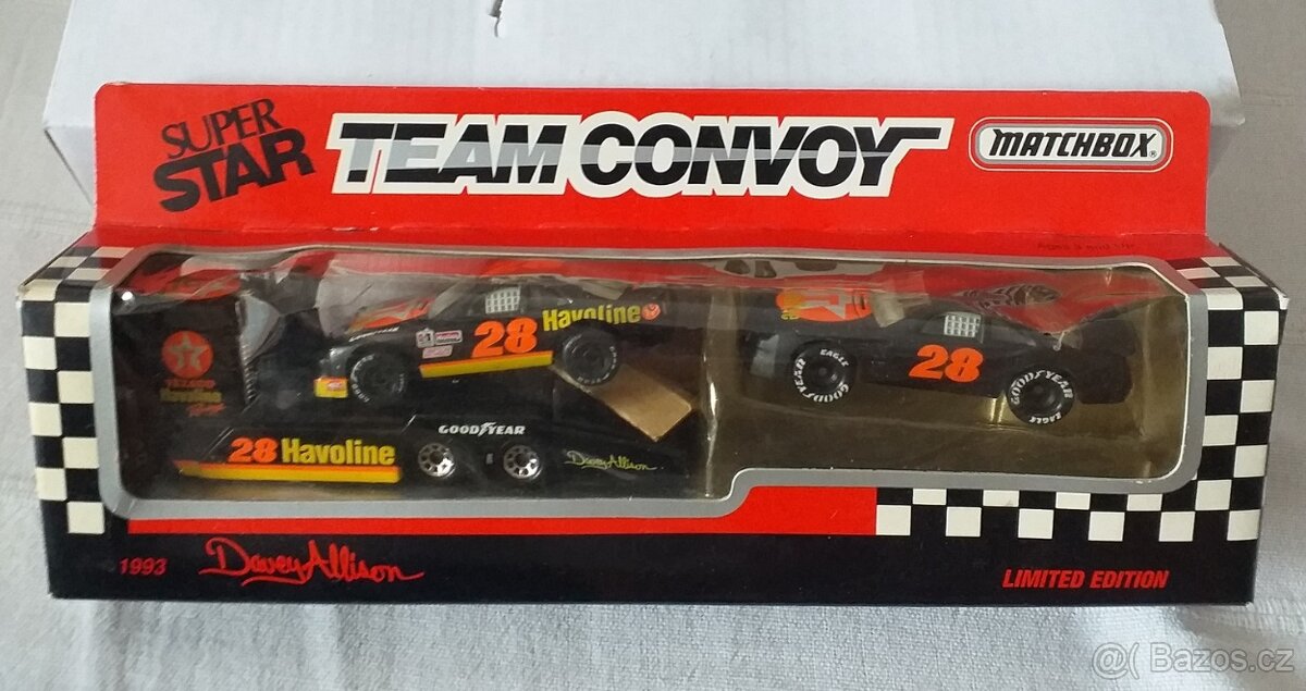 matchbox team convoy - 17