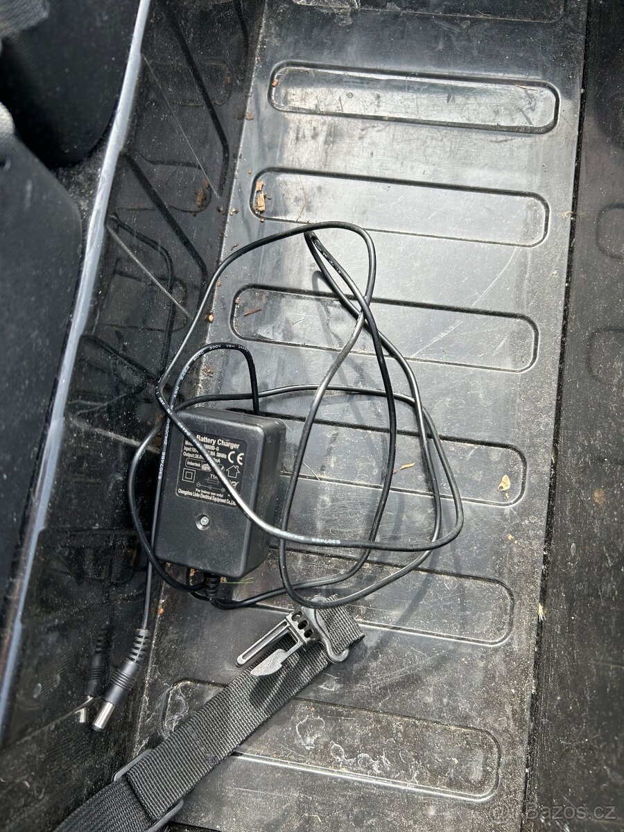 Elektronicke auticko Mercedes - 17