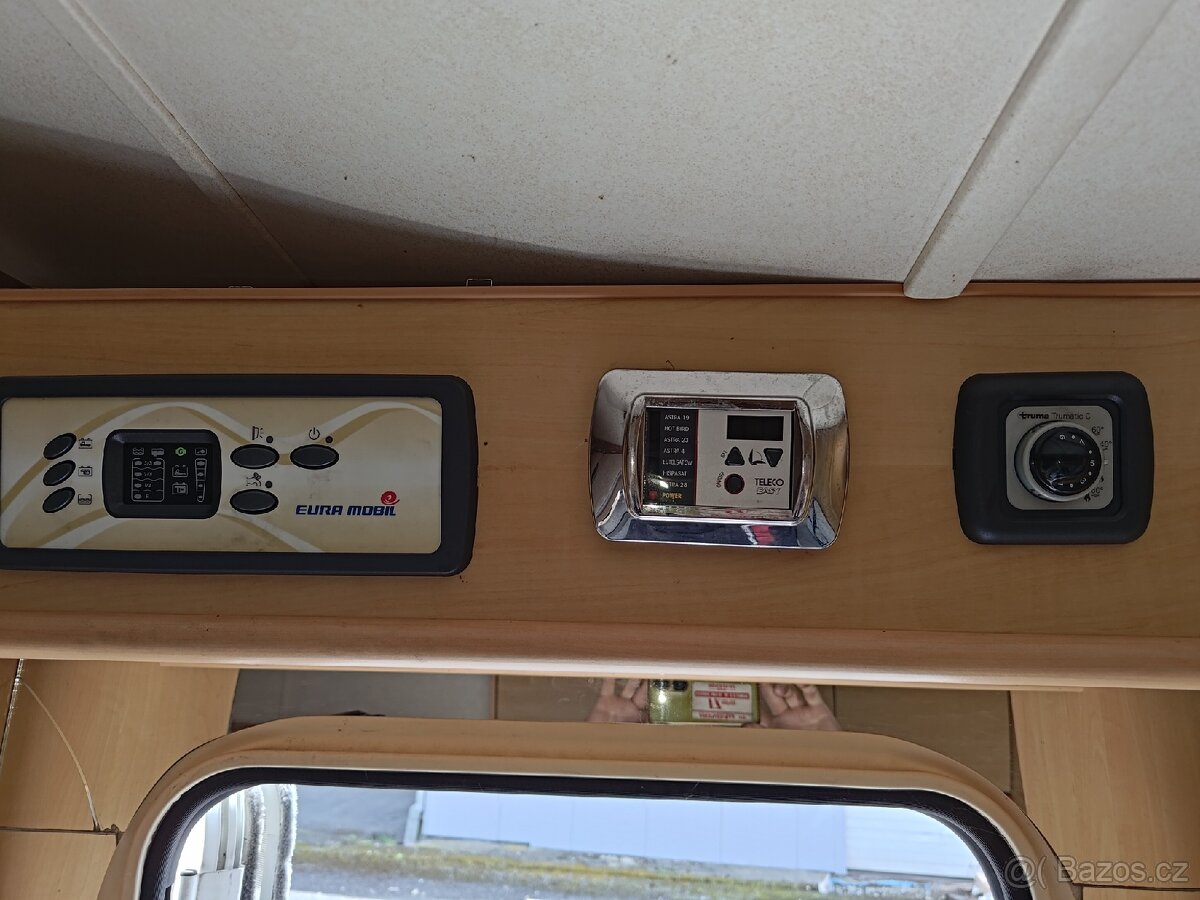 Ford Transit EURA MOBIL 411 - 17