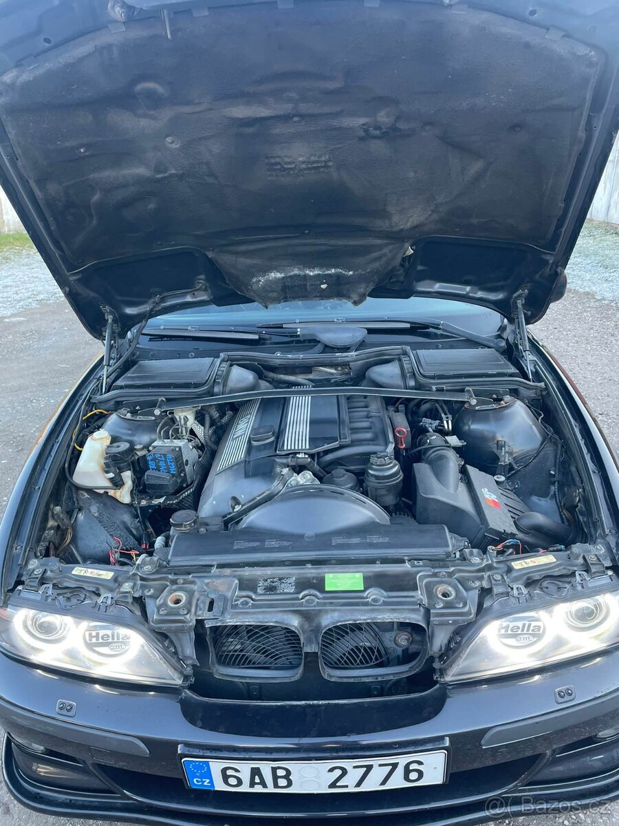 Bmw e39 528i tovární packet - 17