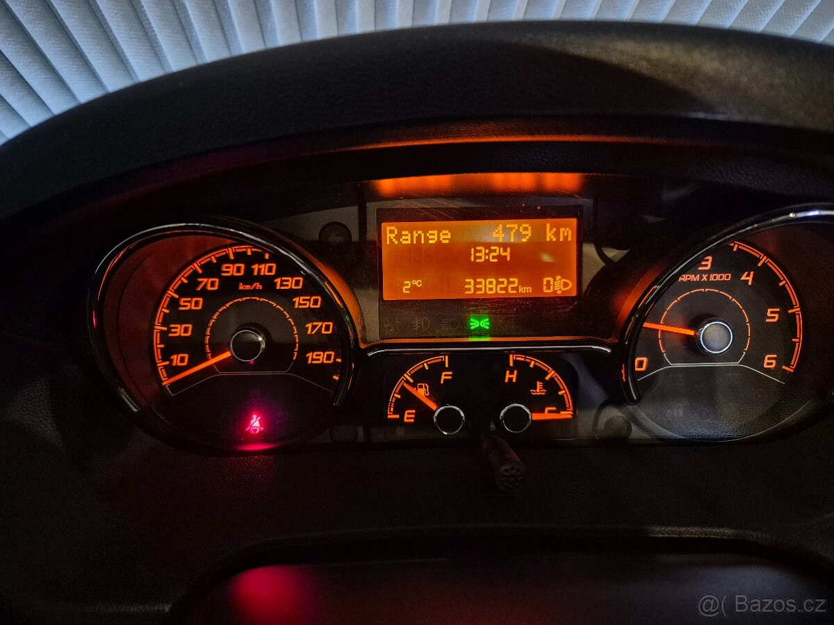 Knaus Live Wave 650 MF - 17