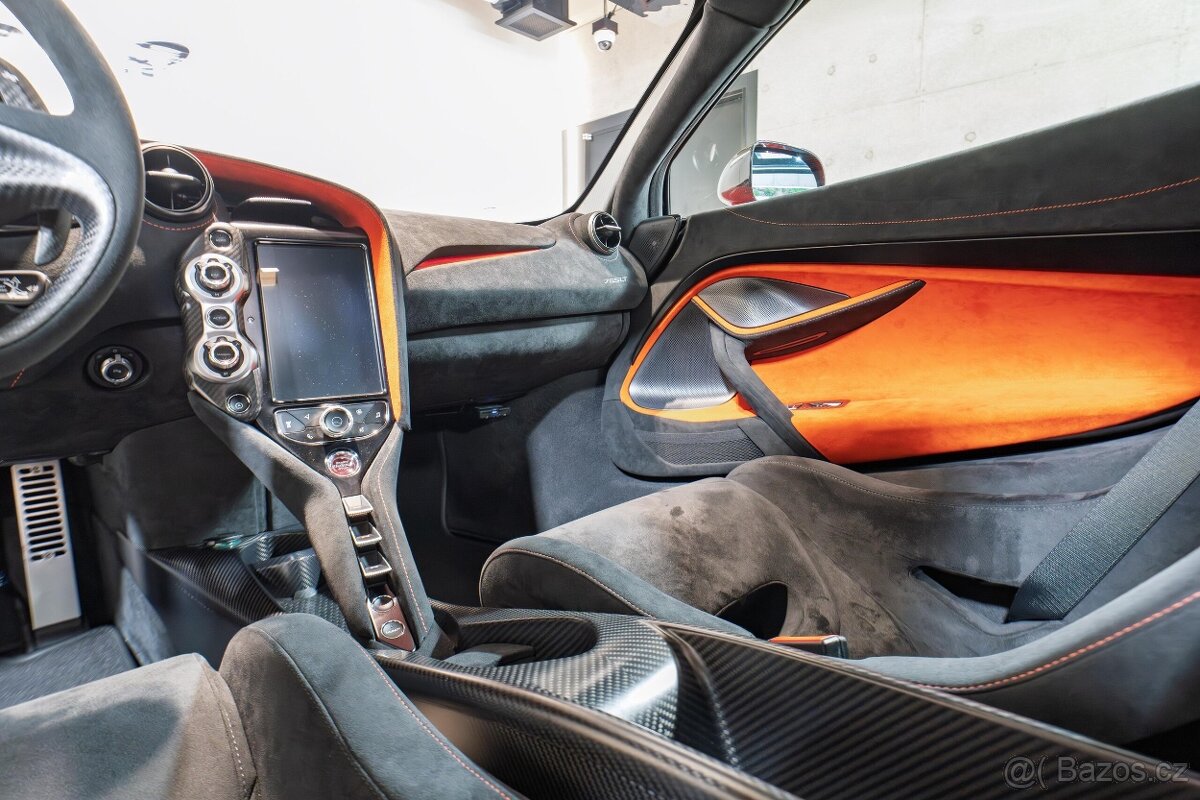 McLaren 765LT - 17
