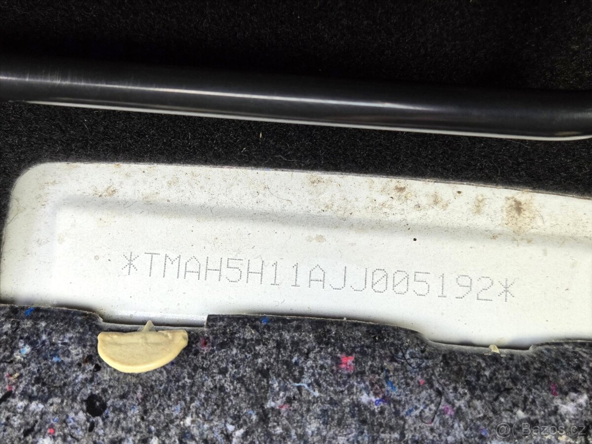 Hyundai i30 1.0T-GDi Trikolor Fastback - 17