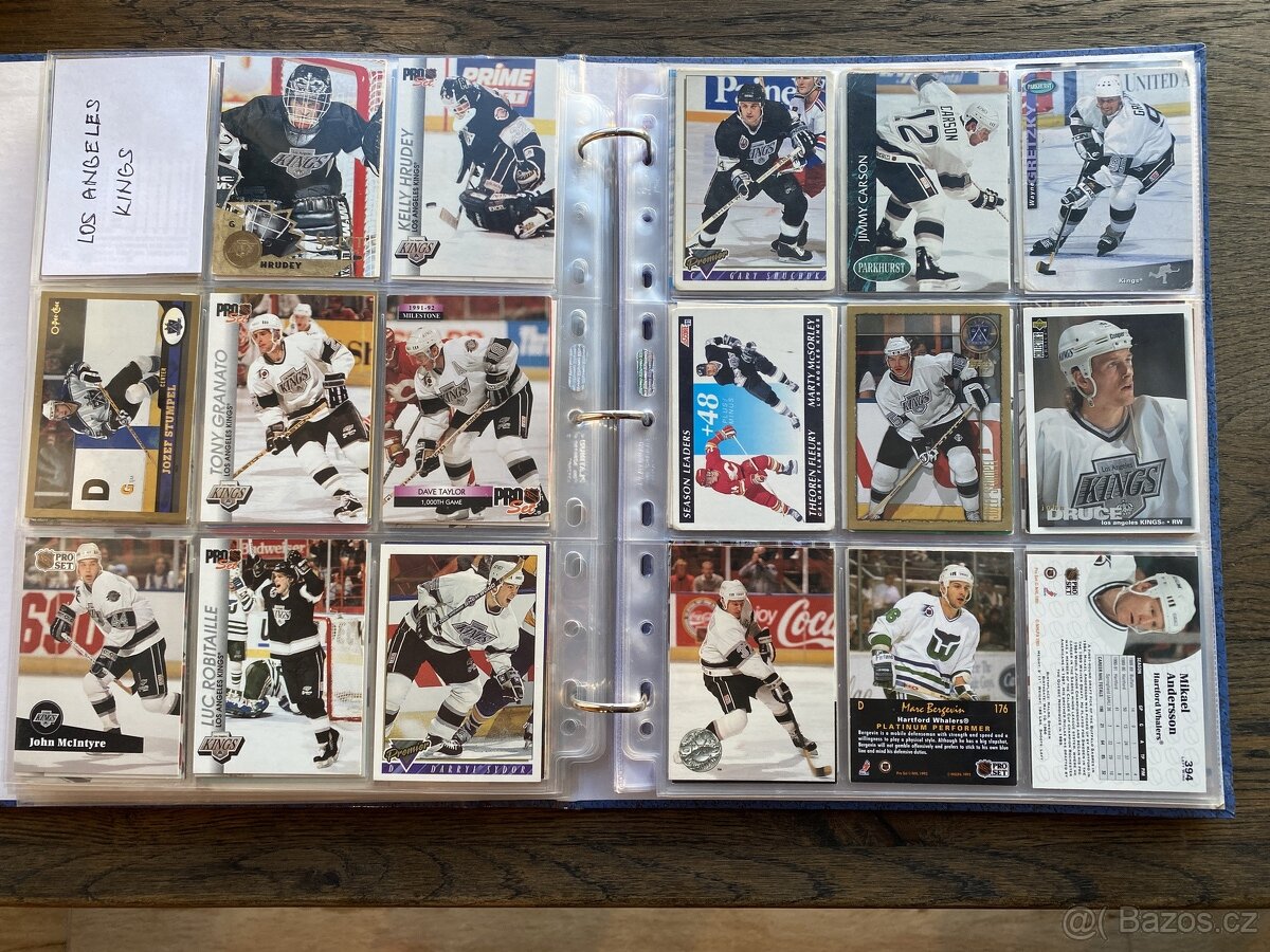Sbírka hokejových kartiček - 17