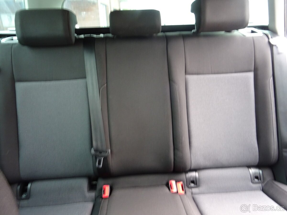 Volkswagen Golf, 1,6 TDi 81kW - 17