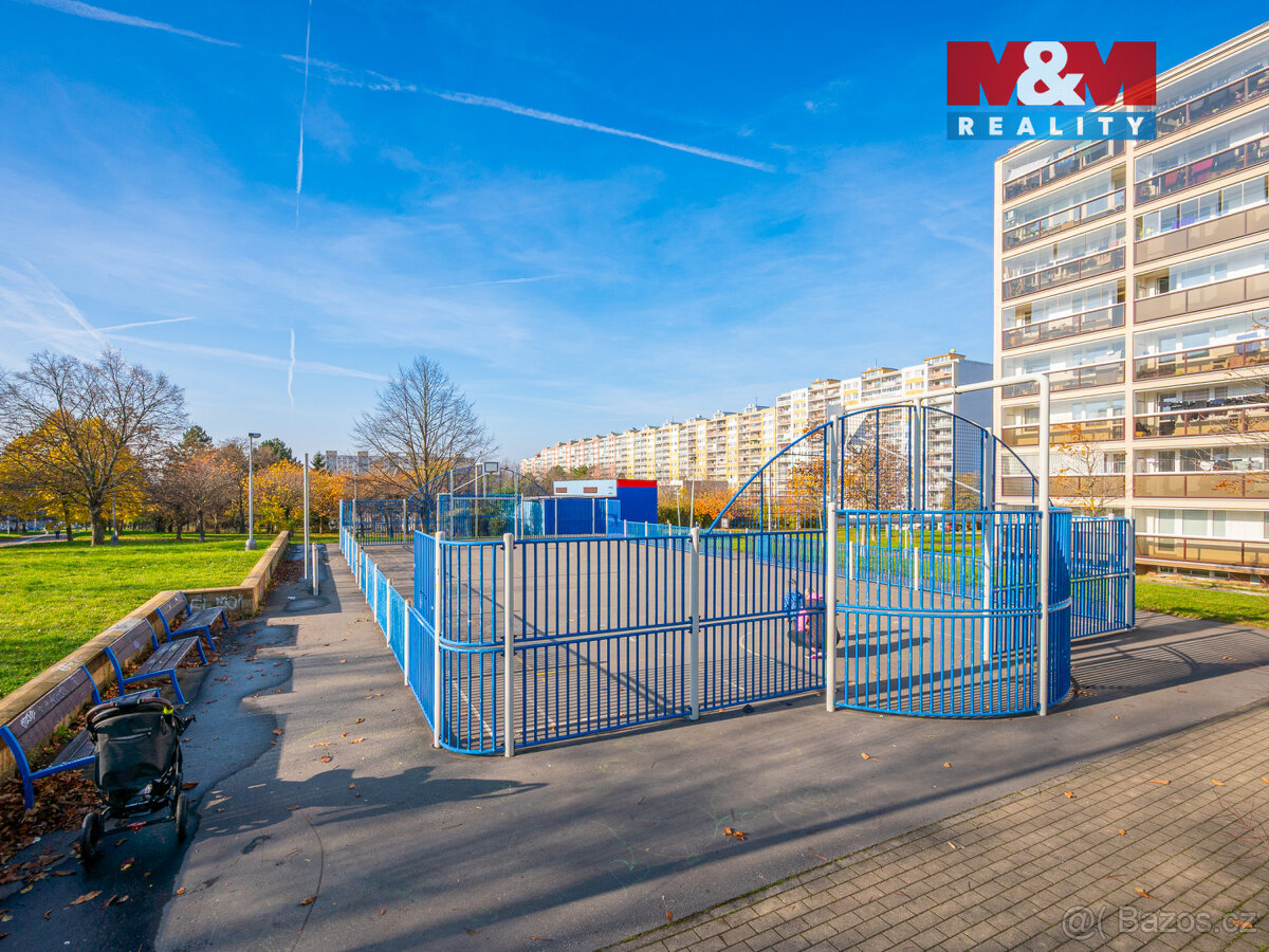 Prodej bytu 3+1, 69 m², Praha, ul. Poznaňská - 17