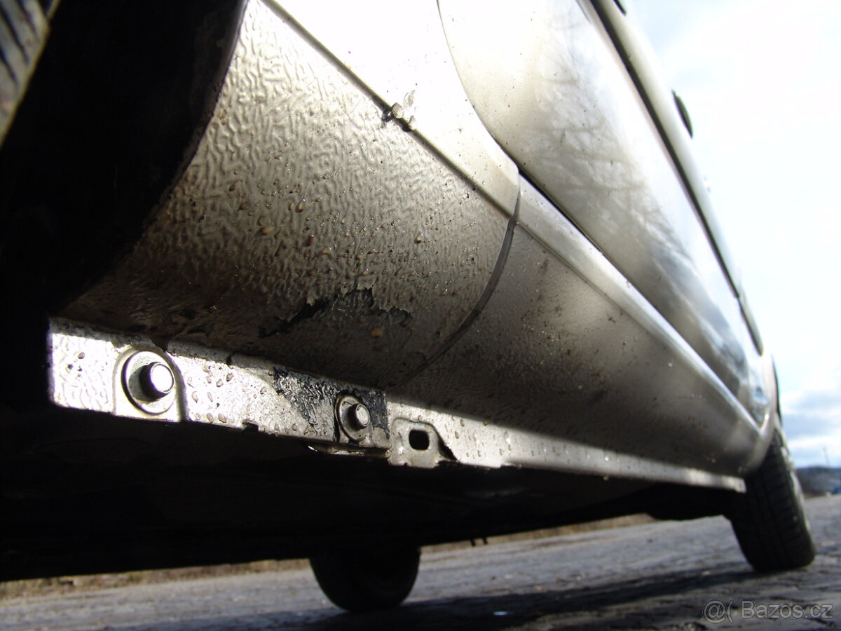 Renault Thalia 1.2i, ČR, 140t.Km - 17