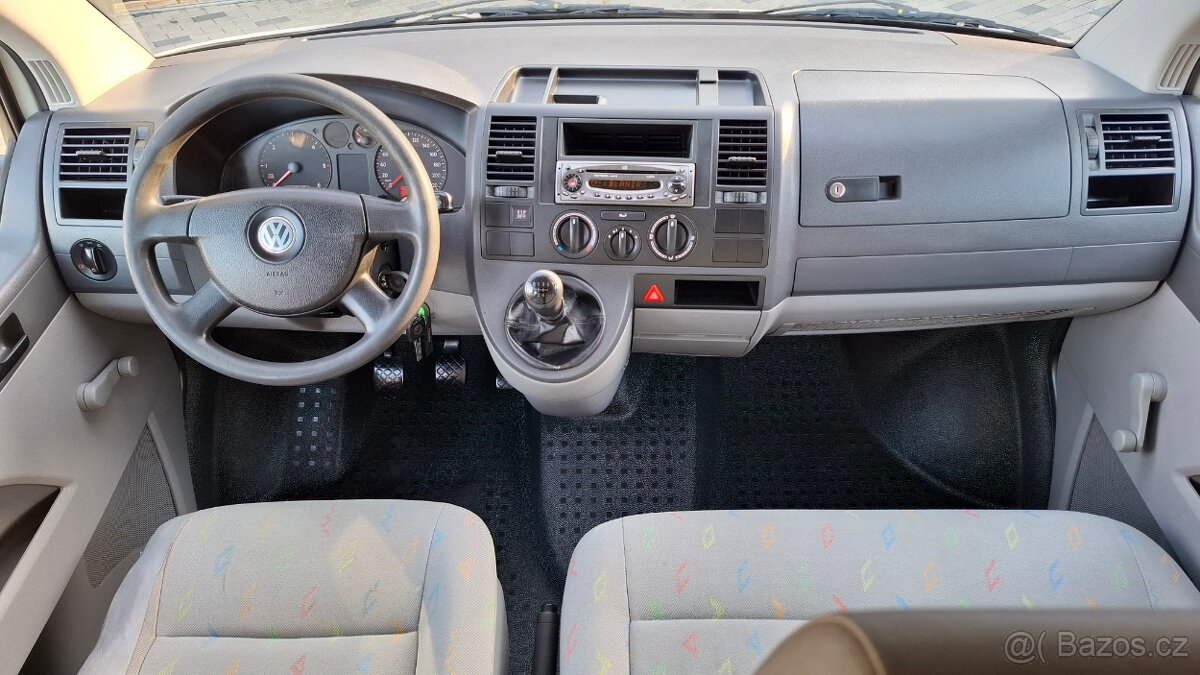 Volkswagen Transporter T5 1,9 TDI 62kw. PĚKNÝ STAV - VALNÍK - 17