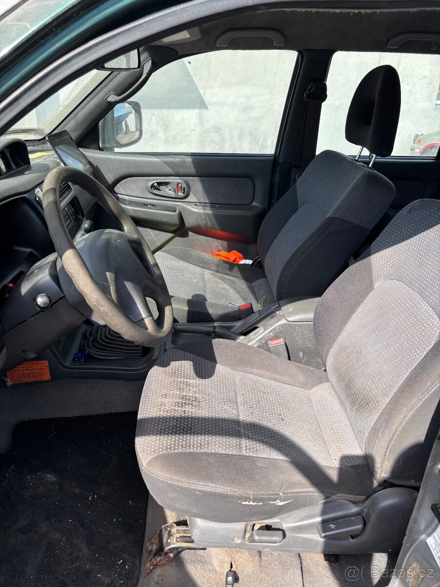 Mitsubishi L200 2.5TD 85kW rv. 2002 - 17