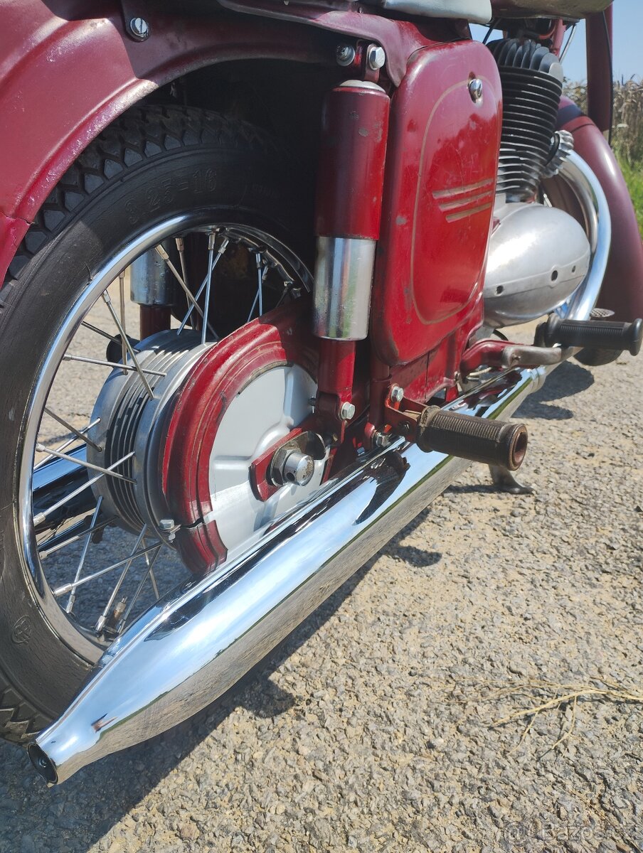 Původní jawa kývačka 250/353 1957 po kompletní renovaci - 17