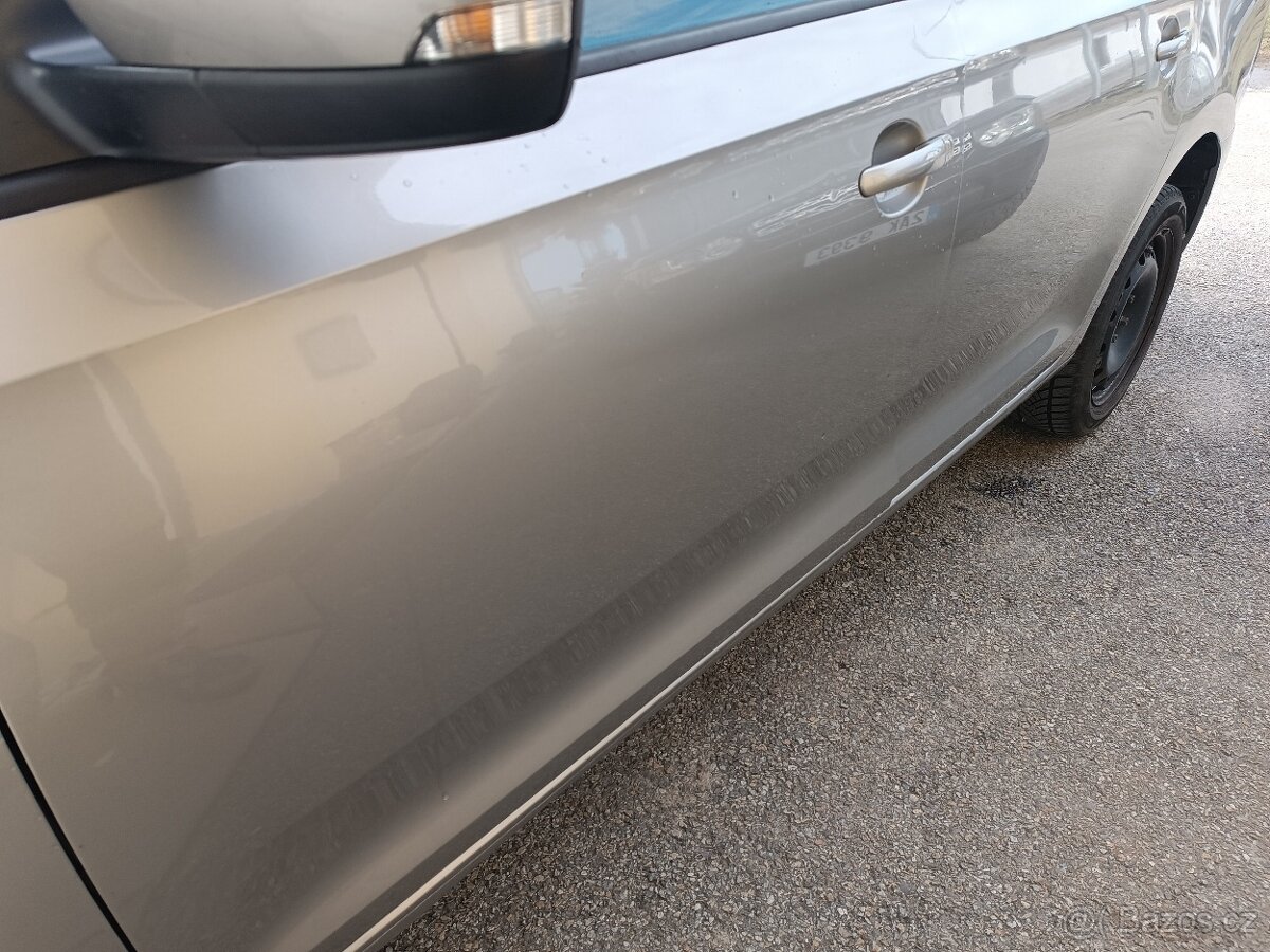 Škoda Rapid 2019, 1.0tsi - 17