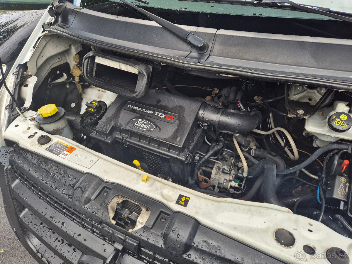 FORD TRANSI 9MÍSTNÉ - 17