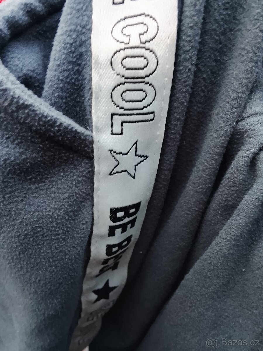 Dětské mikiny a tepláky. - 17