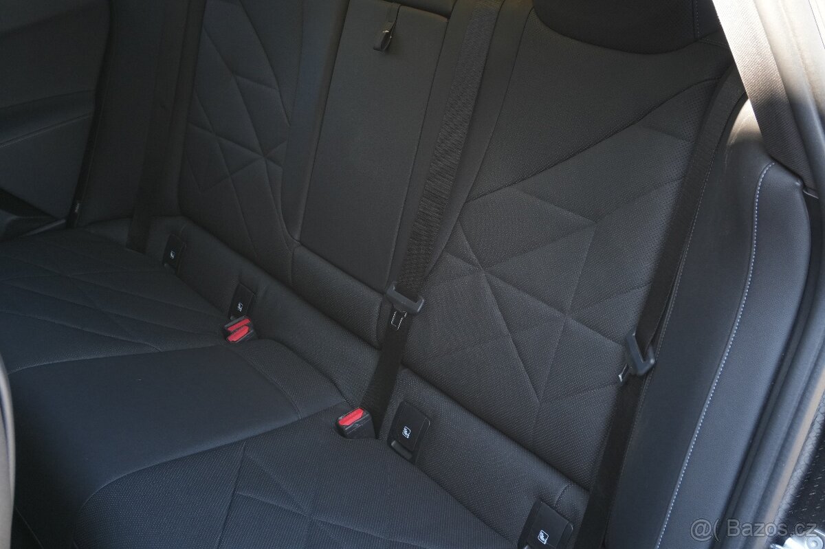 BMW IX 40 xDrive 240 kW, Masáže, Záruka, H/K, SoH 97% - 17