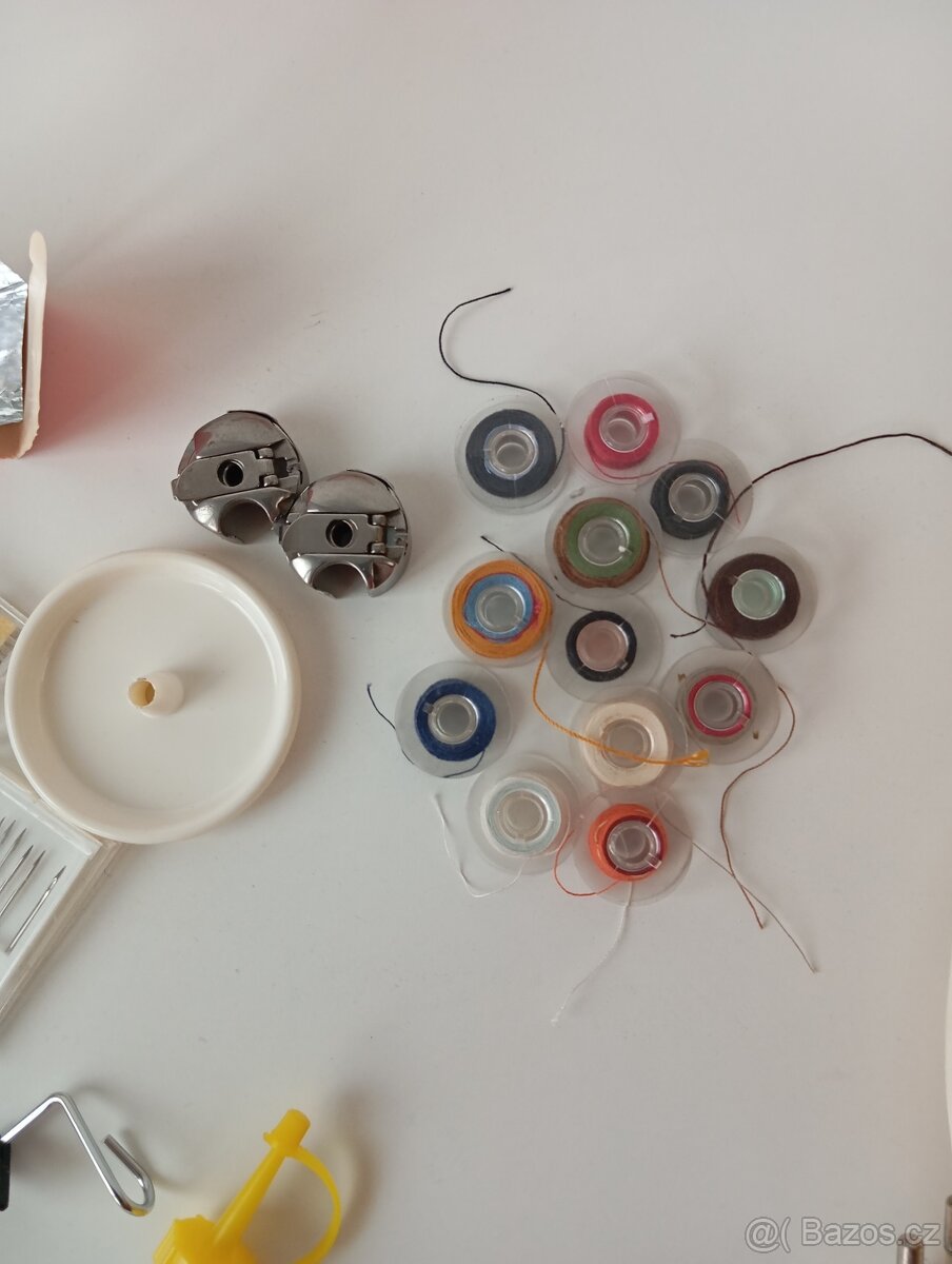 Kufříkový šicí stroj Veritas 8014/40 se stehovou automatikou - 17