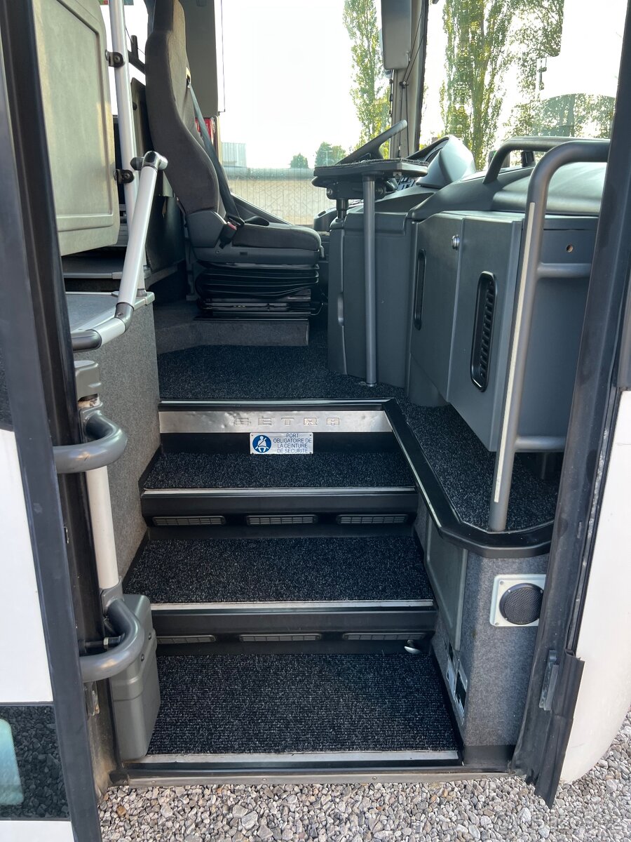 Setra S 415 H. €5 lift - 17